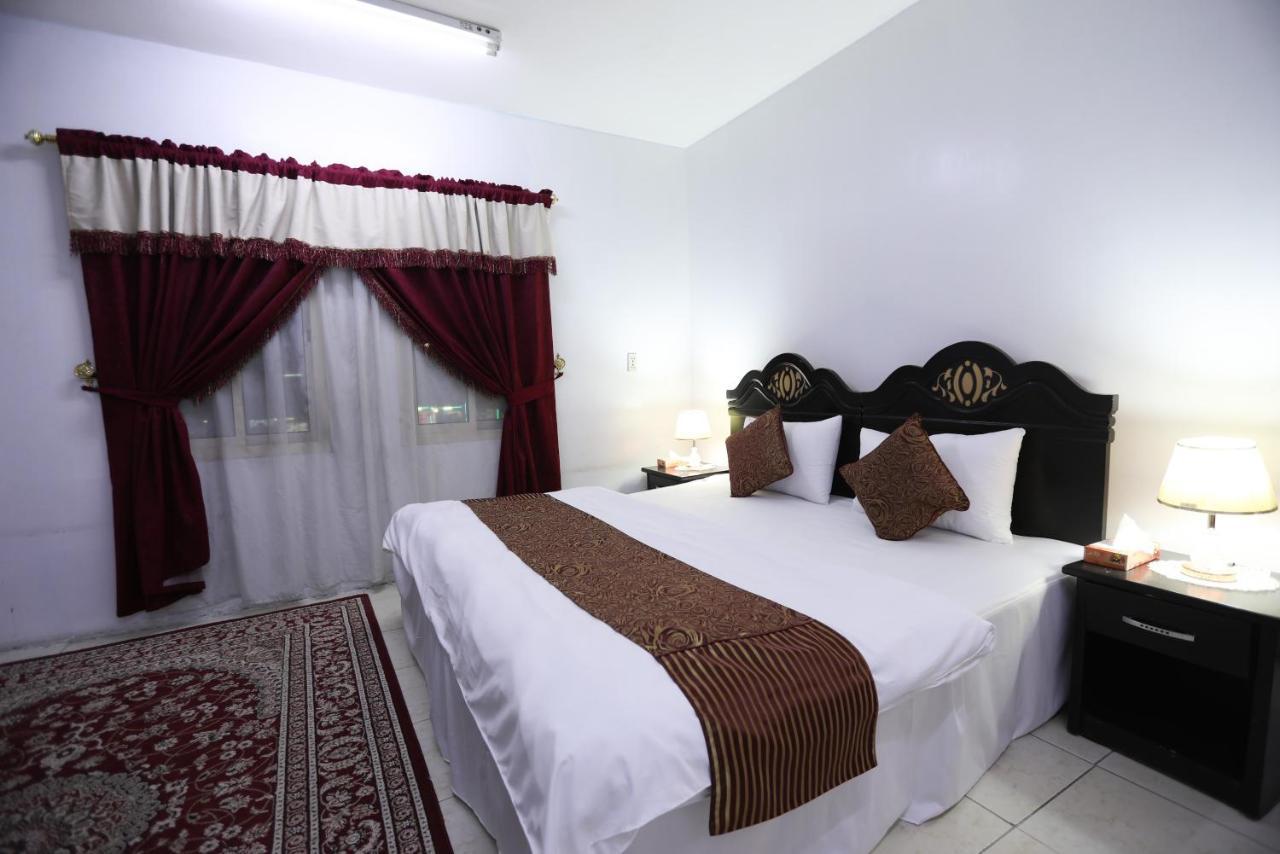 Al Eairy Apartments -Aldamam 7 达曼 外观 照片