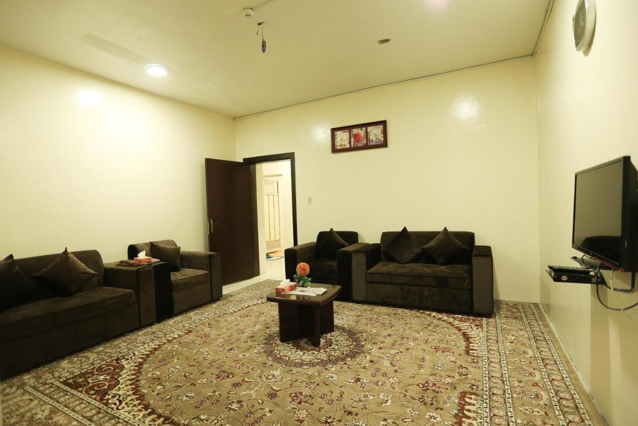 Al Eairy Apartments -Aldamam 7 达曼 外观 照片