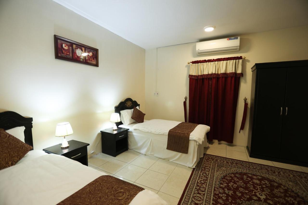 Al Eairy Apartments -Aldamam 7 达曼 外观 照片