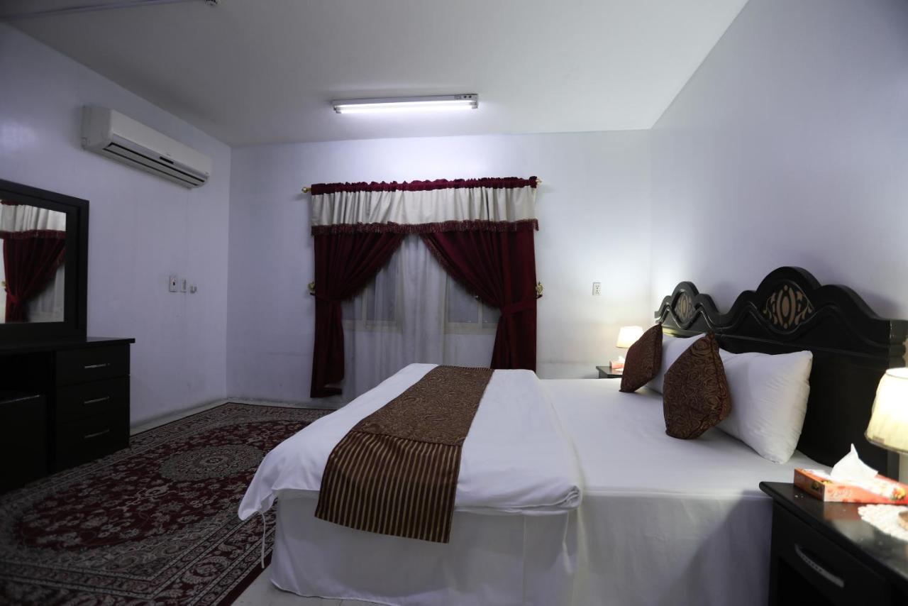 Al Eairy Apartments -Aldamam 7 达曼 外观 照片