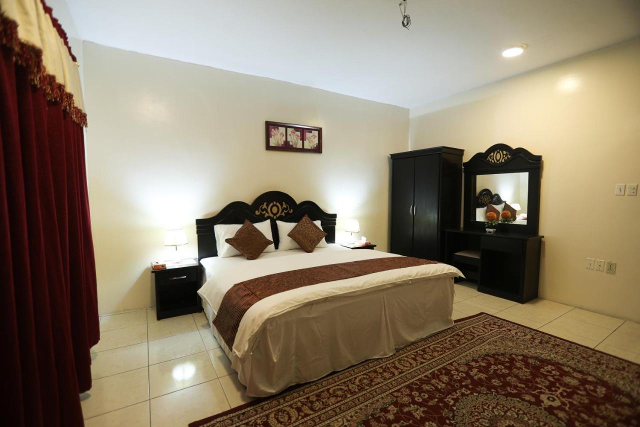 Al Eairy Apartments -Aldamam 7 达曼 外观 照片