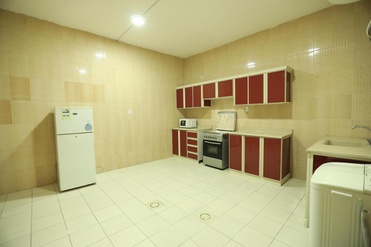 Al Eairy Apartments -Aldamam 7 达曼 外观 照片