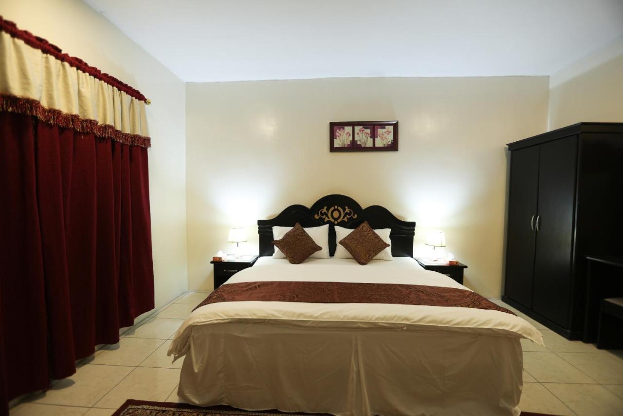 Al Eairy Apartments -Aldamam 7 达曼 外观 照片
